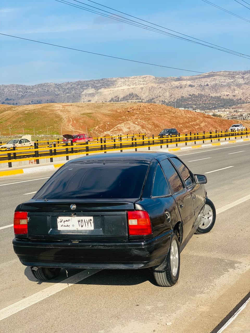 ئؤپل فيكترا ١٩٩١ 
ئارم بلاستيك سليماني
مةكينة ١٨ 
گير عادي 
تةبريد گةرمي بة شةرت 
Abs
پاوةر 
لايت زينؤن 
سلايد 
ويل كةپ
جوار تاية ويلي نوي
كارةباي كامل بة شةرت 
توند تؤلي بة شةرت 
ئارمي بة شةرتي مرور و مةفرةزة و كؤمپيتةر 
ناو داخيلي زؤر جوانة 
سةيارةكة كامل جايزة 
شوين كؤية 
نرخي ٢٢ معامةلة
***********
*********** كويسينجاك, أربيل
