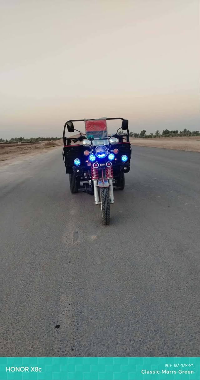 السلام عليكم ستوته موديل 23 نضيف حيل وراق اصوليه مكفوله من كلشي ماشيه 2400 سخدام شهر واحد  السعر 2800 رقم ***********
