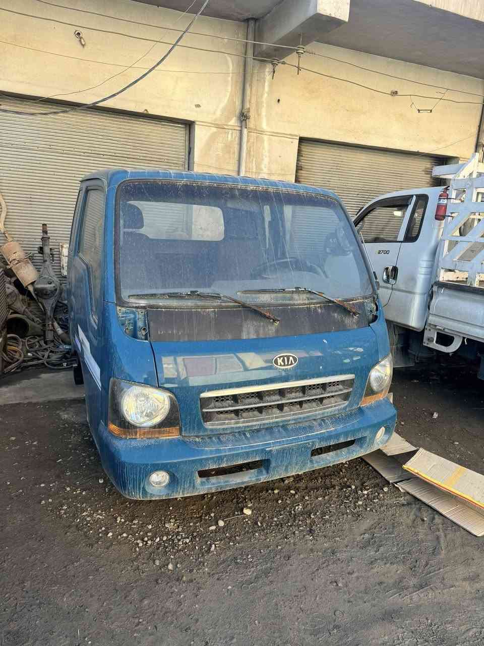 السلام عليكم قماير فونتيره قلاب وام عيون كصات كوريه مال حاويه
مكاني الرمادي 
***********
