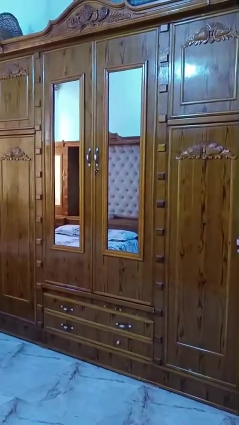السلام عليكم غرفه اخشاب عراقيه نضافه فول مثل الي بالتصوير وبعد انضف بالواقع سبب البيع الغرفه صغيره كدامكم سعرها مليون وبيها مجال قليل 
عنواني بغداد 
للاستفسار :***********
ادمن وافق

