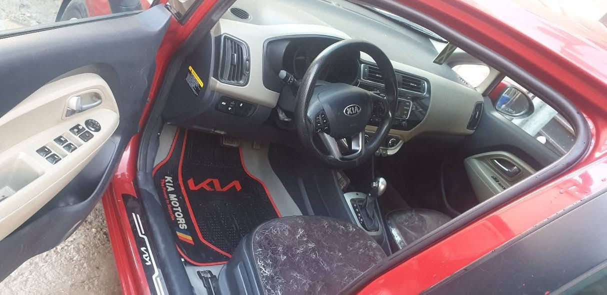 كيه ريو 2017 جديده ترايه حلو جاهزه مابيه نقص
السعر 98 مكاني بغداد الحريه *********** بي واتساب
