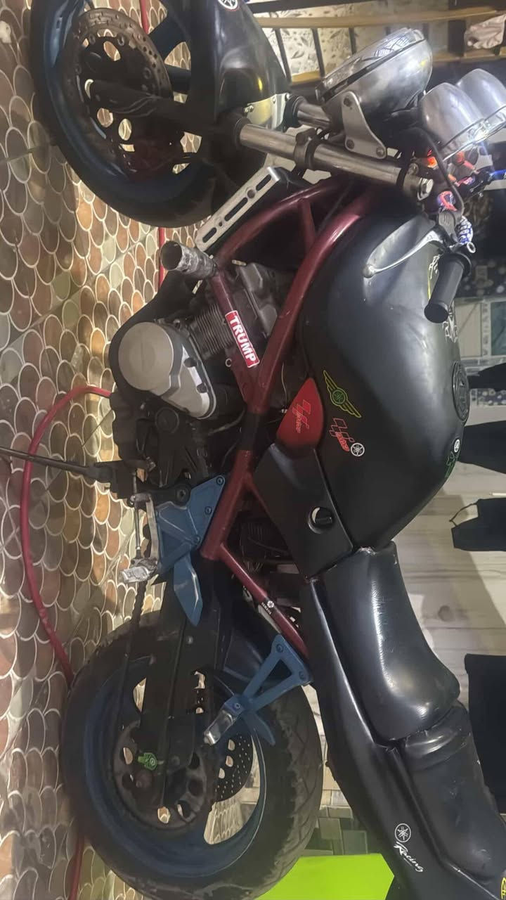 سلام عليكم باندا بطح للبيع نواقصها تبدل زنجيل وتطلع بيهاالدراجه مابيها شي كفاله محرك مكاني حله  الشراي يطبلي خاص او اتصل ***********
