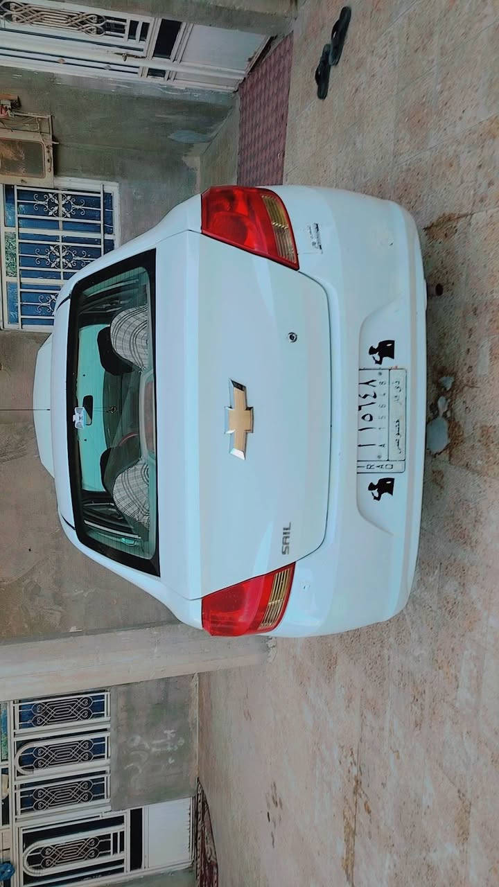 السلام عليكم شوفرليت سايل موديل2012 سنويه ل26 سياره جاهزه ونضيفه دخم تاير حداديه تبريد تتفئه كهربائيات كله شغاله مبدل بيه صندوك فقط بيه ضربه موضحه بالصوره راجعه ع لبلاد سعر 52 بيه مجال حك الجيه للأستفسار ***********
