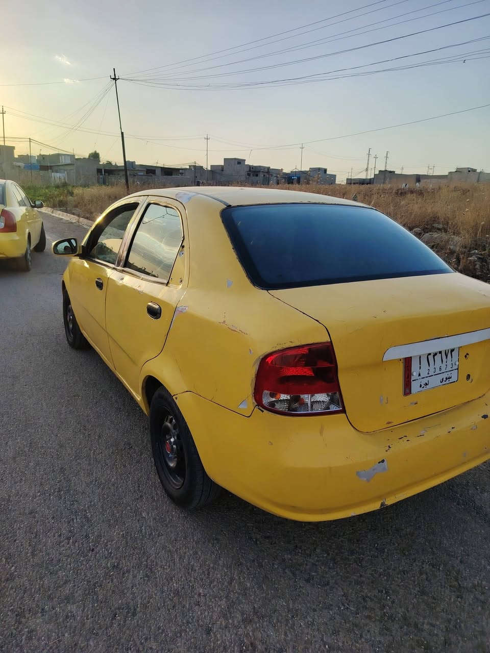 السلام عليكم اڤيو امريكي 2006
رقم نينوئ صاحب الشرعي الموصل الايمن حي التنك 
الضرر تلقيطات بيها معجون بدون دواخل 
تخم تاير نضيف طخم امامي وخلفي نضيف 
كير ومحرك نضيف كير عادي 
السعر 25قفل رقم الهاتف ***********
