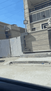 السلام عليكم
 قطعة أرض للبيع – السيدية (منطقة شهداء _السيدية)
 • المساحة: 300 متر
 • الطابو: صحيح (طابو تسجيل)
 • الواجهة: 10 متر
 • النزال: 30 متر
 • الموقع: قرب جامع الإمام علي بن أبي طالب (ع)
 • ملاحظة: الأرض مُسَيَّجة بالكامل
       •.    للاستفسار ***********
