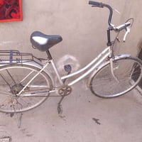 متاح بيسكل الحجم ٢٦ كامل ما بي أي نقص السعر ٦٥ الف  او بي مجال بسيط ال...