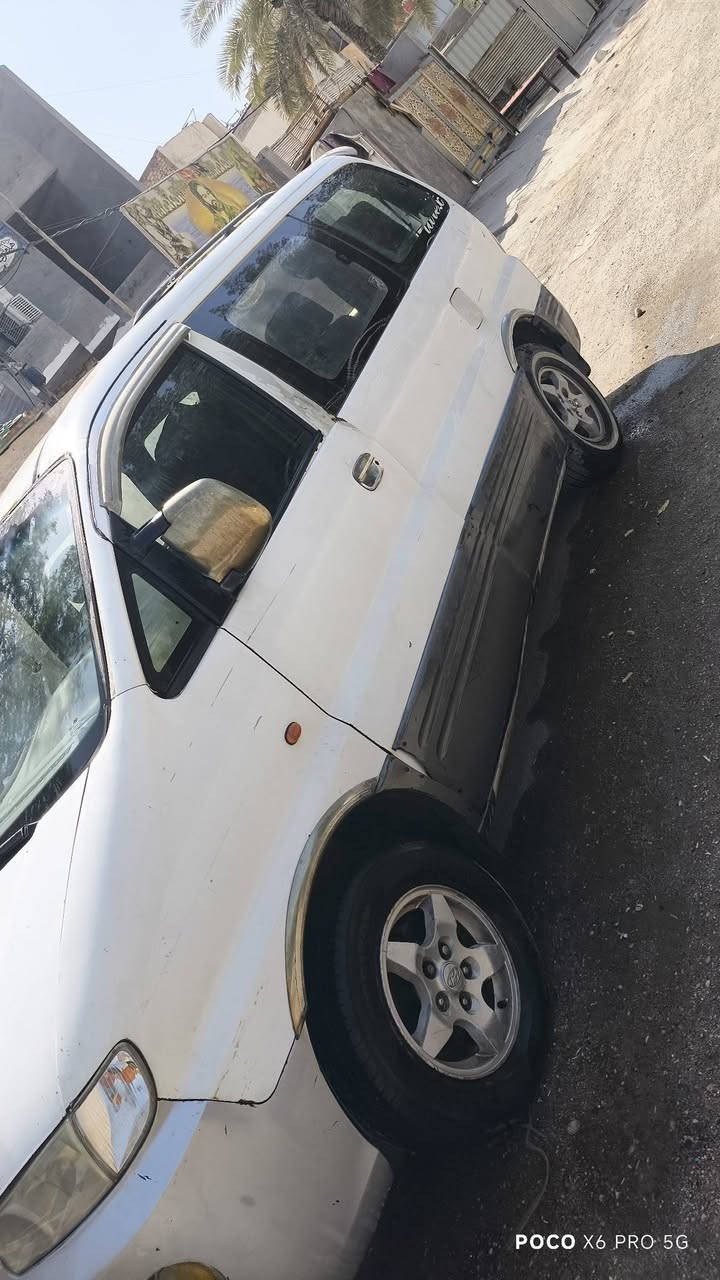 السلام عليكم ورحمة الله وبركاته.
للبيع سيارة ستاركس موديل 2000 محرك بي تبخير وتنقيص تبريد شغال المكان بغداد /مدينة الصدر السعر 53 وبيها مجال 
للاستفسار : ***********
