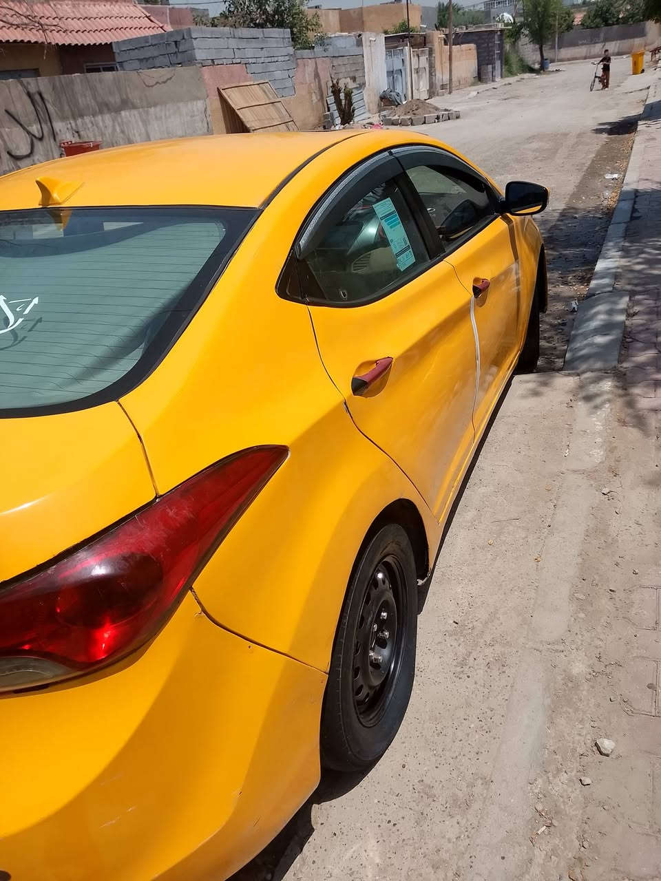 السلام عليكم النترا 11فول مضلع مكينه تبخير 1800 سياره عوزه تلحيضات سياره 75وبيه مجال للاستفسار ***********
