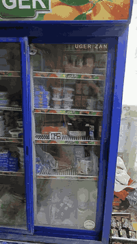 السلام عليكم براد بابين نظيف شوفت عينك حاط بي اجبان والبان ماخذه ب750 قبل 8اشهر بس مكان صغير وضايق المحل رايده ب550 وتجي تشوفه وتشوف تبريده 
***********
العنوان الشطره حي المعلمين
