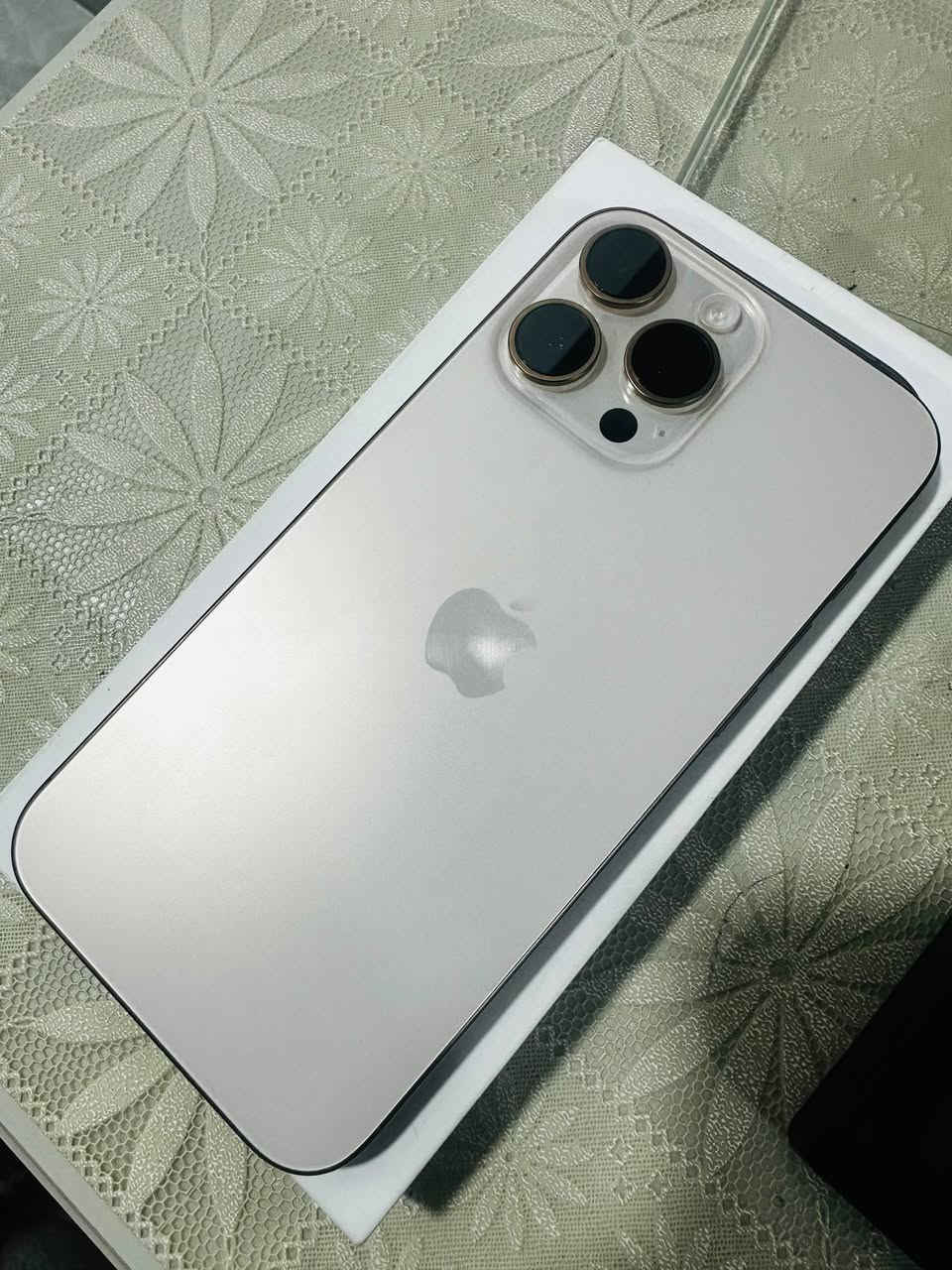 ‏16بروماكس 265باتري 97 تك سيم ضمان شركة لي شهر 7 كامل ملحقات كارتون و كيبل سعر 1375_الف  _***********
