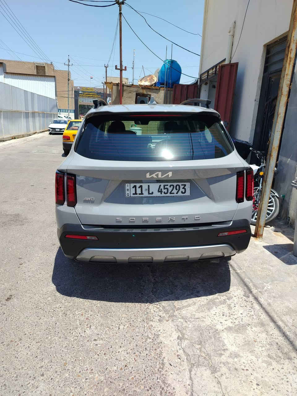سورنتو موديل ٢٠٢٢ أكس لاين كلين تايتل ماشية ٦٨ ألف كيلو متر رقم بغداد حادثهه بارد بذيل الجاملغ الأمامي صور الحادث ورقم الشاصي بلمنشور مكاني بغداد سبع أبكار السعر ٢٤٥ وبيهه مجال بصيط ***********
