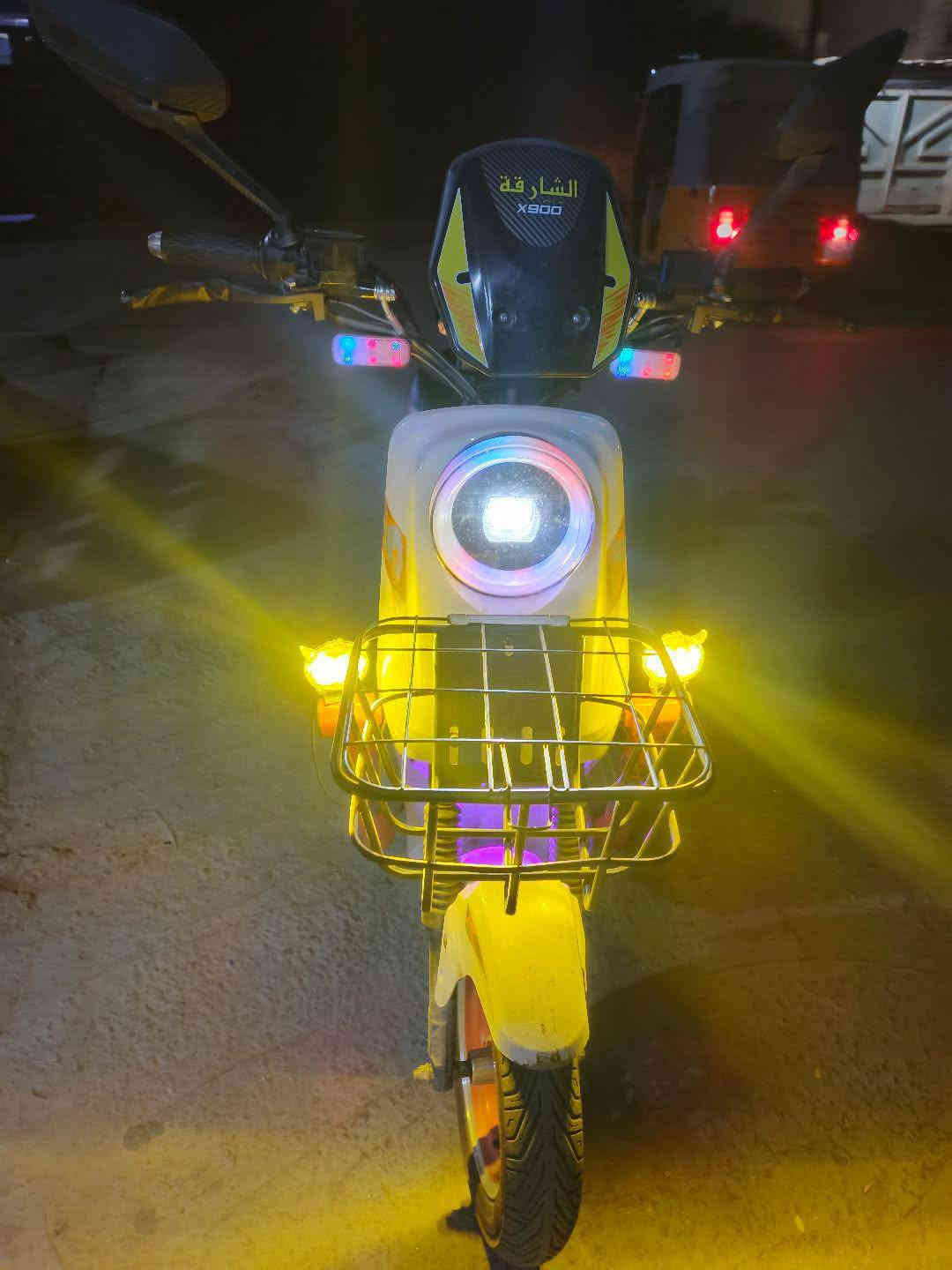 إسلام عليكم
🚲  للبيع دراجة شحن نوع X900 موديل 2026 🔋

الدراجة نظيفة جداً، بعدها بجيس الشركة وما ماشيه هواي.
طرق التشغيل: كارت – سويج – تشغيل عن بُعد – بصمة.🔥

الدبلات  والمحرك ما شاء الله كلهن جديد، والدراجة تخبل من النظافة.🔥

✅ جاهزة تفحص قدامك
✅ ما بيها أي عطل

السعر: (700 )🔥وبيها مجال 
الموقع: (الزعفرانيه )

للتواصل: (***********)
