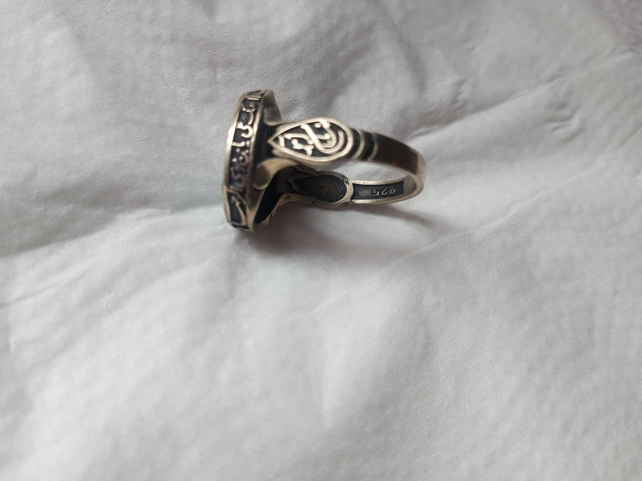 فيروز نيشابوري فضه 925
منقوش السلام على علي ابن موسى الرضا ع


**إذا كنت صاحب هذا الإعلان وتريد حذفه لأي سبب، رجاءا أرسل رسالة إلى الدعم الفني**