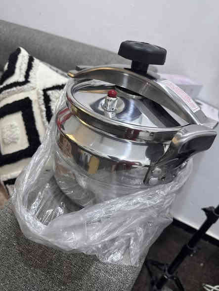 جدر ضغط قياس 22سعره 20شرط اذا مو اصلي مرجوع 
اتصال ع رقم راعيه عدي كميه منهن 
***********
