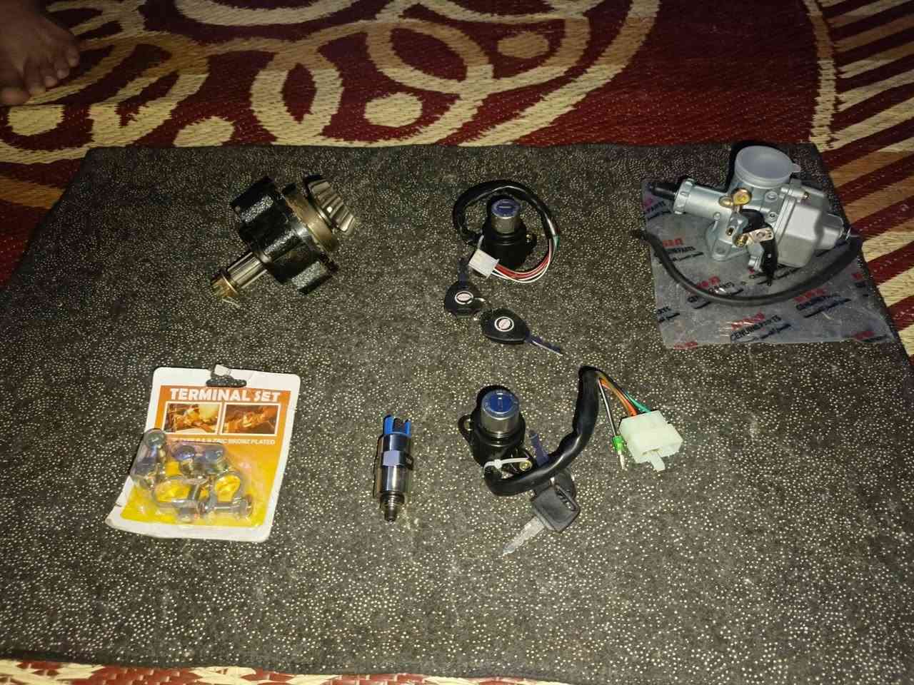 السلام عليكم  هاي غراض جديده ما مستعمله كابريتر ستوته اصلي وكير بوكس وجوزات كلهن جدد ليريدهن يتفضل واتساب ***********
