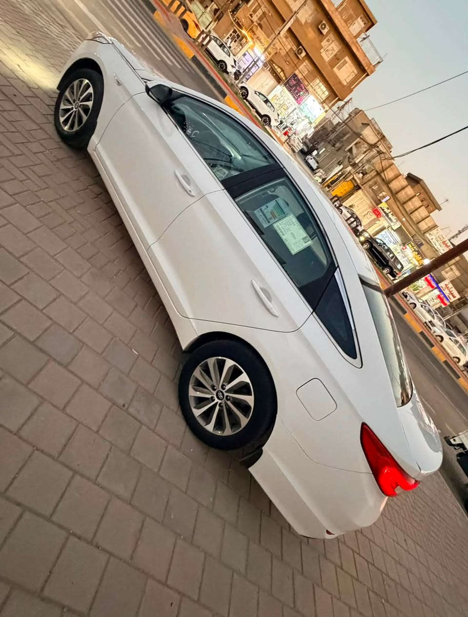 سلام عليكم سوناتا 18 اصل 
 دخول جديد جاهزة مكينة كير حدادية تبريد سيارة كورية خط واحد غاز جديد كلش سيارة ماشية 122 تبريد قطعتين 
كشن حار بارد 
ويل 17 كروم 
عنوان بغداد 
للاستفسار خاص مفتوح 
***********
