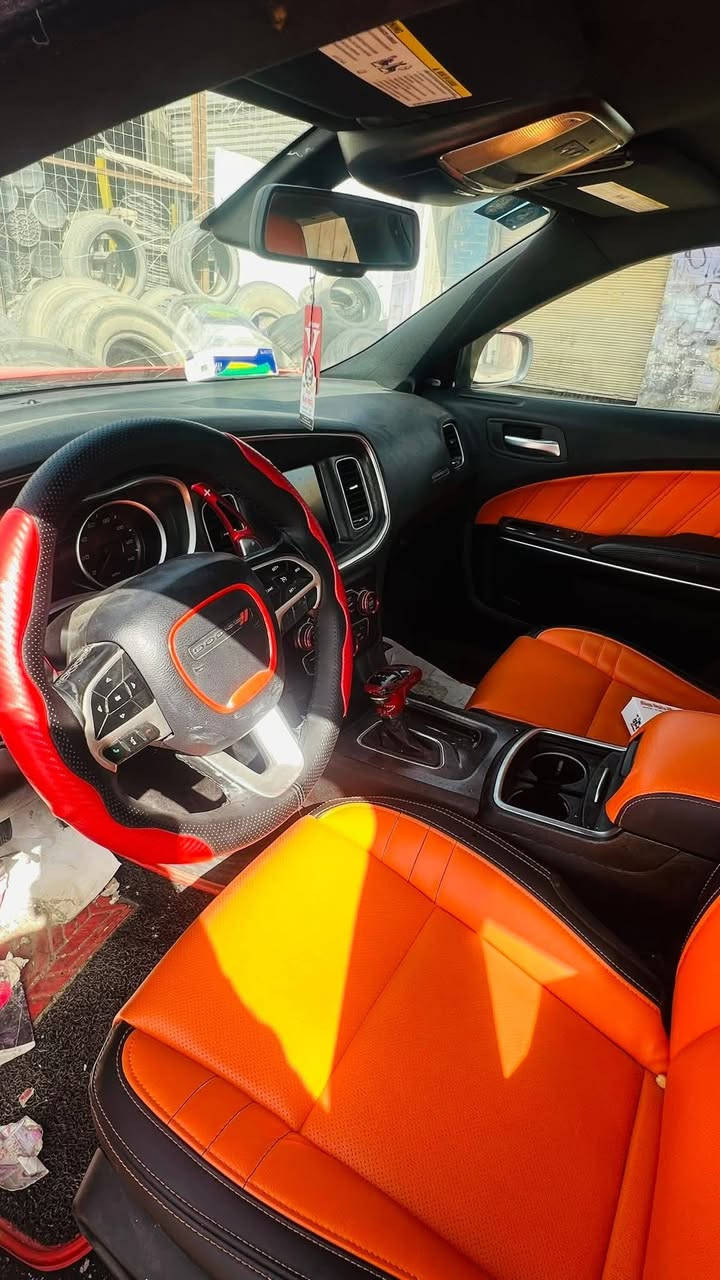 السلام عليكم
مراوس سبورتاج او توسان 
خليجي موديل ١٨ /١٩
جارجر ٢٠١٨ امريكي  sxt

ماشيه 134 ميل 

حادثها من امريكا صبغ جاملغ خلفي عكس السايق 

بالعراق صار بيها حادث تبديل باب السايق واللي وراه وشبر بالحاملغ الخلفي 

وشبر بالجامغ الامامي 

وانصبغت الصفحه كلها صور الحادث بالعراق قبل التصليح موجوده 

السياره نصبه مرتبه وبيها اضافات للجمالية
صدر جديد حداديه كلها جديدة تخم تاير جديد

سياره رقم بغداد انكليزي وبأسمي 

السعر ١٨٠ وبيها مجال 
التواصل ع الخاص


**إذا كنت صاحب هذا الإعلان وتريد حذفه لأي سبب، رجاءا أرسل رسالة إلى الدعم الفني**