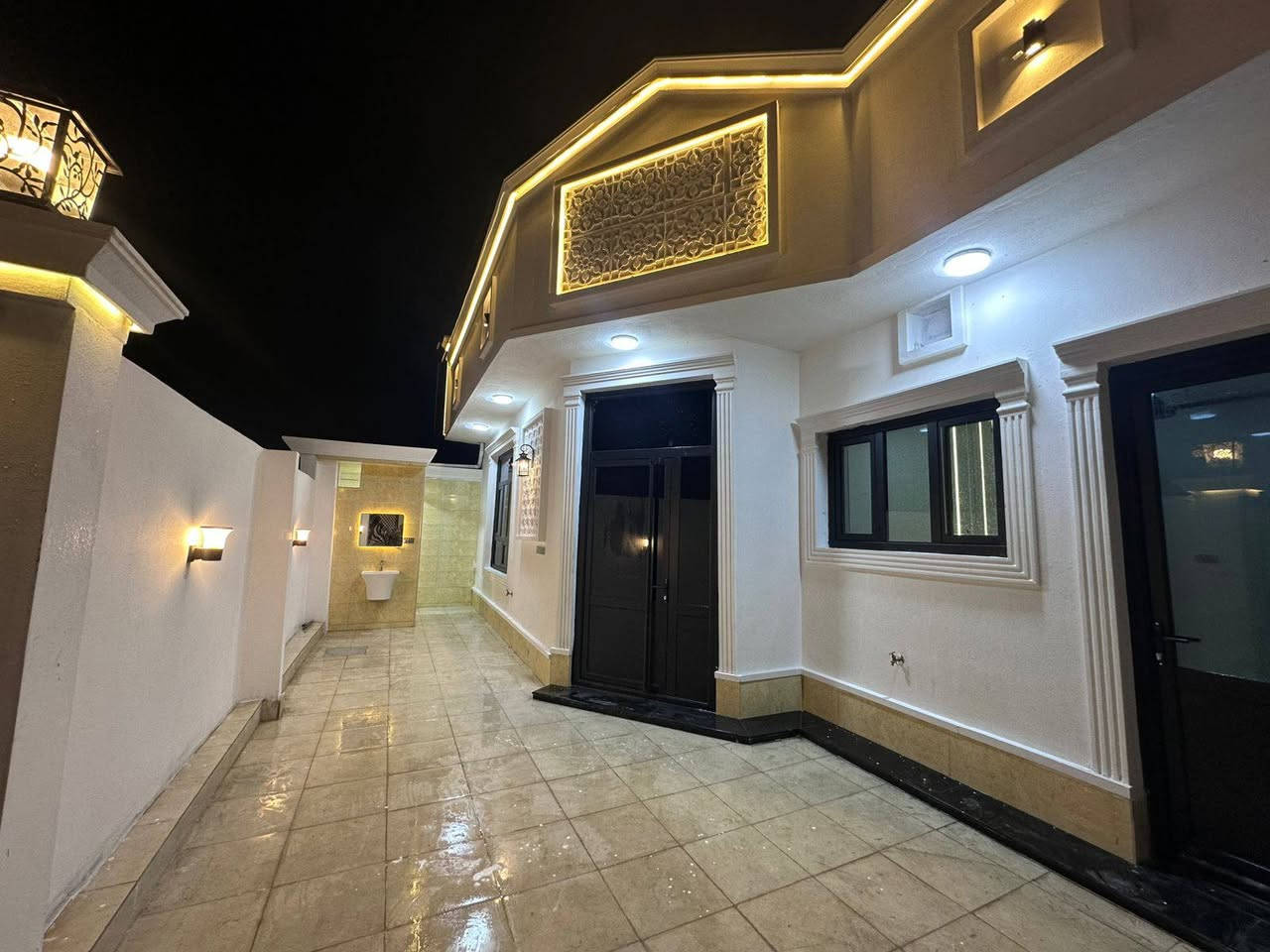 🌏الى زبائننا ومتابعينا الكرام  طابت اوقاتكم بكل خير 
     🔔عرض جديد✅ ومميز📣 دار معروض البيع طابو صرف
📍الموقع الرمادي حي الزراعه قرب البطاقه الموحده
✅موقع مميز جدا بناء حديث 2024
🏫ستقبال صاله مطبخ حار بارد غرف ٢ حمامات خارجيه وداخليه كراج 
✅نوع العقار طابو صرف   ✅تحويل مباشر 
🏫رقم قطعه624/79
📐المساحه الكليه.250  السعر 245 مليون وقابل التفاوض شي قليل 
شارع10 مجاري  ✅ 💬للأستفسار مراجعه 
      للمزيد من التفاصيل يمكنكم زيارة مكتبناا مكتب العين العقار ع شارع 40 مدخل الصوفيه الثانية 
او الاتصال على الارقام التاليه 
***********
***********
٠٧٨٦٩٤١٨٠٥
