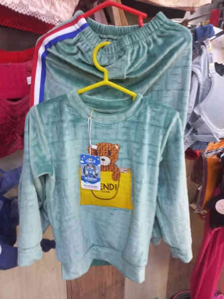 مجمع ريناد للألبسة النسائية والإكسسوارات
📍 سوق السوداني - بإدارة أبو علي
🚚 خدمة التوصيل داخل سبع البور فقط
📞 ***********

✨ اتراك ولادي وأطفال 👕
خامة قديفة ناعمة بجودة عالية 🌟
ألوان راقية وتصاميم تركية فخمة تناسب جميع الأذواق 👶🧒
الأناقة تبدأ من ريناد 💫
