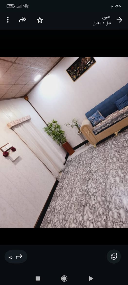 بيت تجاوز  للبيع البصره قرب فرقه العباس القتاليه منطقه الفدائين يتكون بيت غرفه وصاله  وصحيات وحديقه ومخزن ،،،،،ماعليه ازاله ولا گص ،،،،،،بيت تردونه هوه اثاثه بحده الي يناسبكم السعر 17 بي مجال سقف سندويج كله ،،،،،***********
