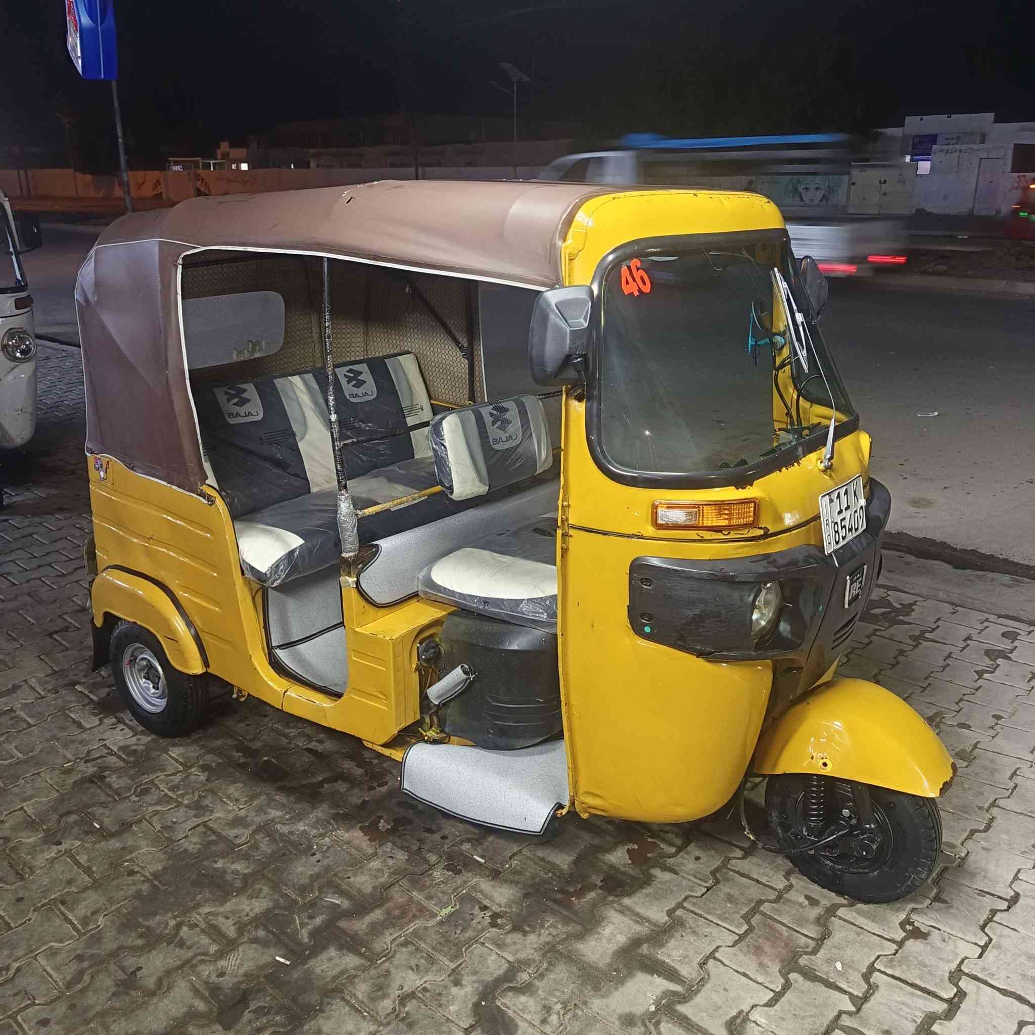 سلام عليكم تكتك للبيع 20 شهر 11 خير من الله مرقمه تكتك حلوه كدام عينك بسمي تحويل ثاني يوم *********** بغداد الحسينيه الراشديه  سعر(5800) وبيها مجال
