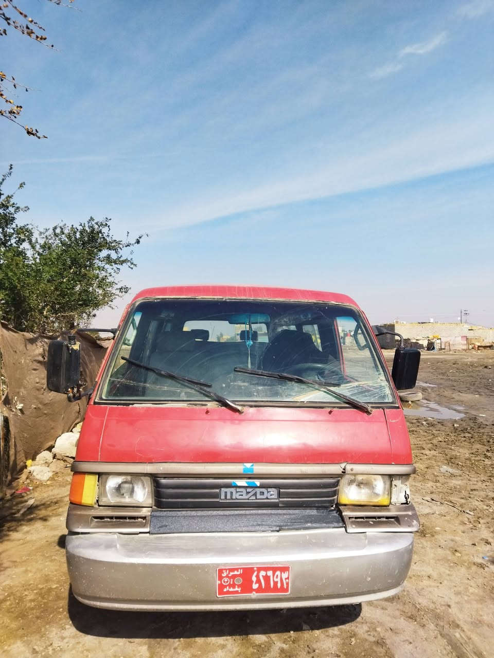 سلام عليكم هاسة للبيع السعر 17 وبها مجال اتصل ***********
