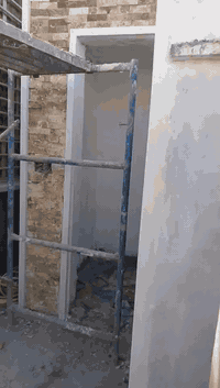 السلام عليكم  صباغ شغل صبغ درجه اولى داخلي وخارجي وديكورات بديل الخشب بديل بديل الرخام  واجهات  وصبغ ابواب وشبابيك حداد*********** الواتساب
