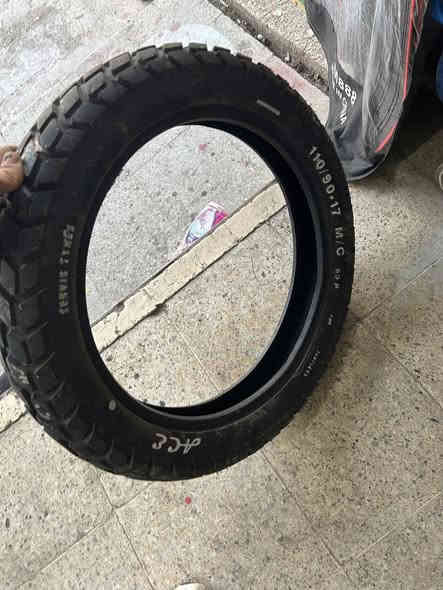 سلام عليكم تاير بوكسر خلفي نضافه ٩٠٪؜ لا فتيله ولا فطر ضمان مكاني بغداد حي جامعه 
السعرررر ٣٥ الف 🔥 
***********
