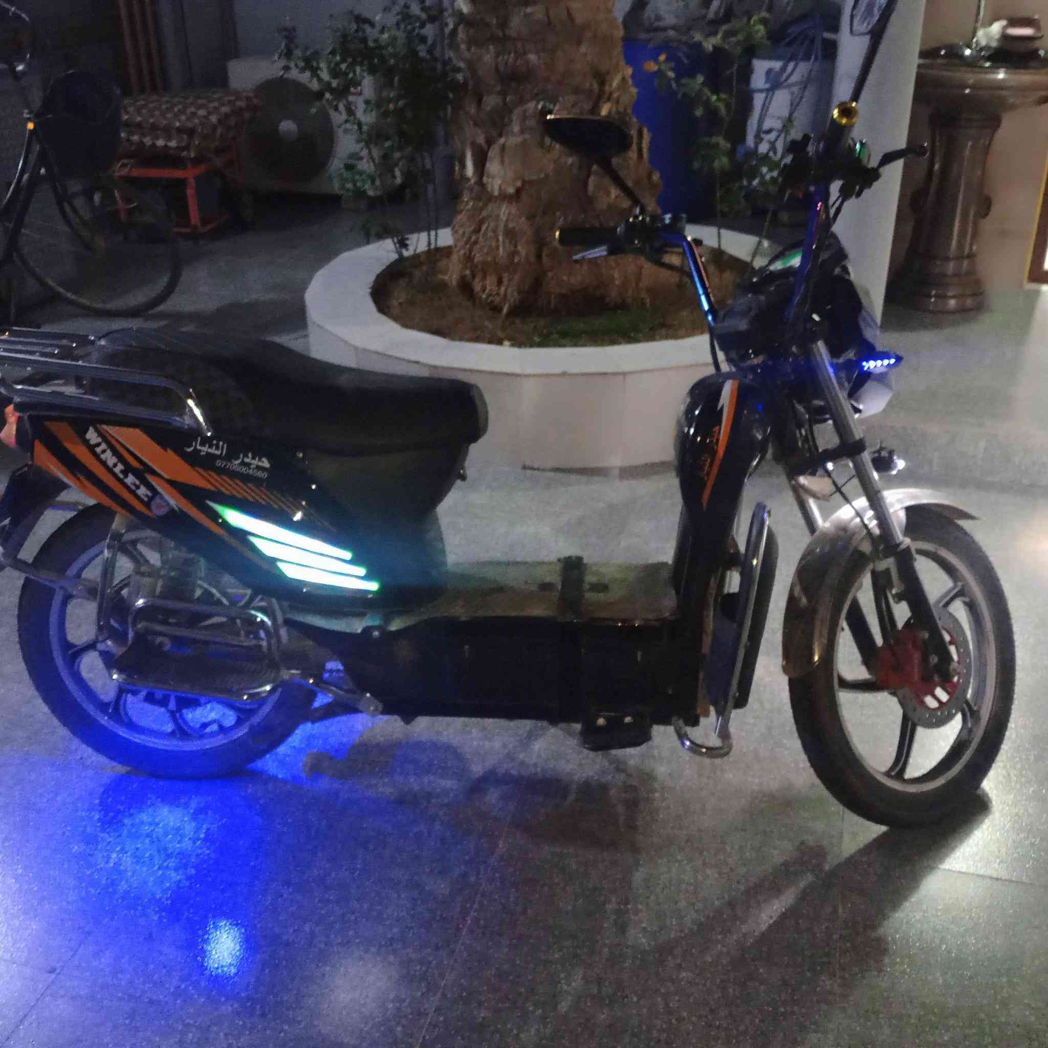 سلام عليكم دراجه شحن موديل25 6بطاريات مستعمل شهر ونص فقط
(السعر) 675وبي مجال 
(العنوان) قضاء خانقين ناحيت السعديه
(التواصل) *********** او خاص
(واتساب)(***********)
