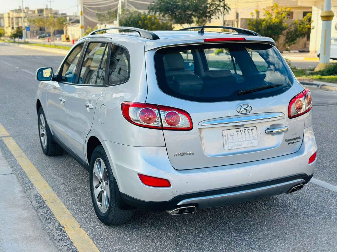 للبيع سنتافي موديل 2012 وارد خليجي مكفوله ضربه وتبديل وصبغ كفاله عامه مواصفات فول فتحه سقف شاشه كامره دواره حساس تحكم ستيرن كشنات جلد كهرباء تدفئه تبريد كشنات اشاير بل مري بصمه تشغيل وبصمه ابواب وجنطه ويل كب كروم 7 راكب 3 قطع تبريد فور ويل مانع انزلاغ مكينه V6 سلندر وكير وحداديه وتبريد مكفولات السعر 150 عنوان كربلاء الاستفسار الاتصال ع رقم ***********
