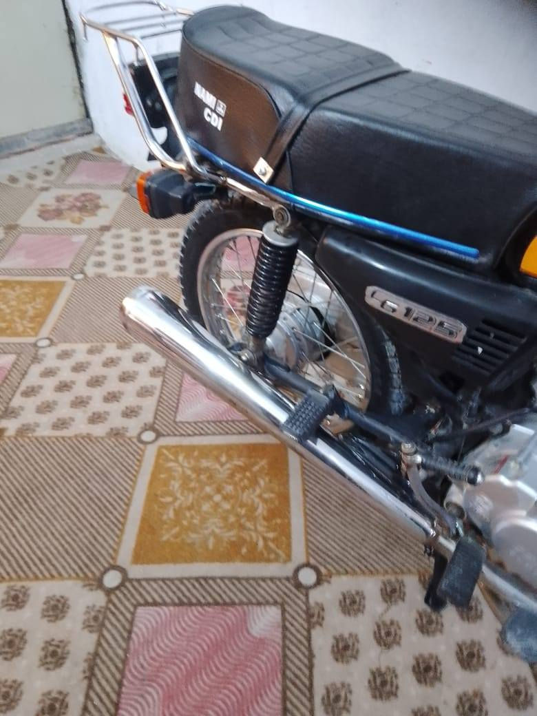 السلام عليكم دراجه سيجي نامه للبيع رقم وسنويه موديل 22 طالع 23 جديده كلش كفاله كهربائيات كله شغاله السعر مليون و 650 مكاني
اتصال ***********
واتساب ***********
