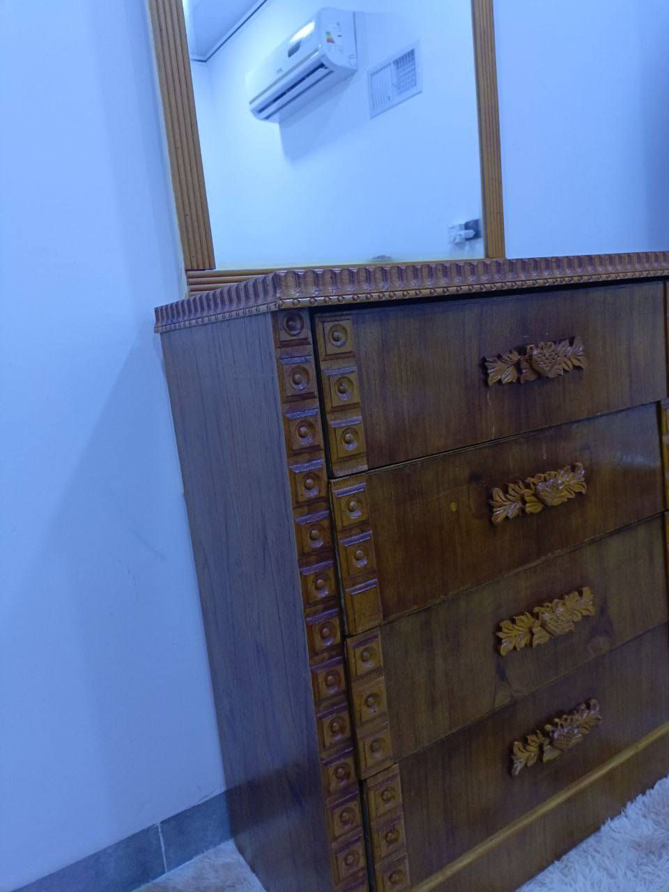 للبيع ميز مرايا عدد اثنين سعر الميز الواحد ٦٠


**إذا كنت صاحب هذا الإعلان وتريد حذفه لأي سبب، رجاءا أرسل رسالة إلى الدعم الفني**