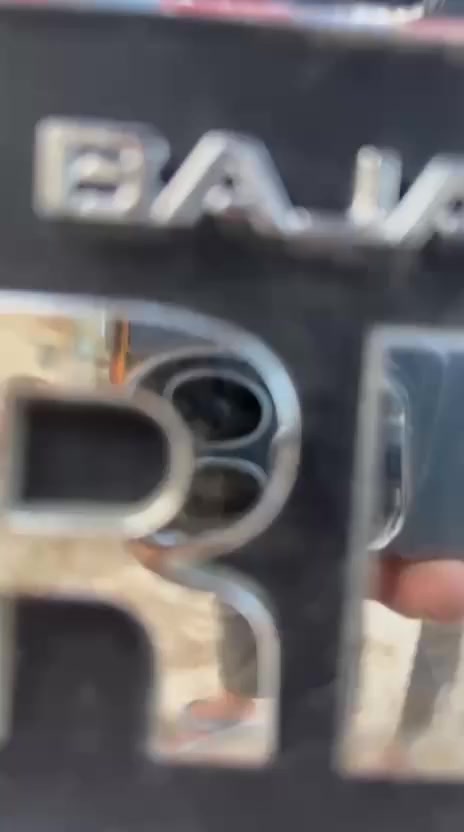 سلام عليكم تكتك لبيع مديل 22شهر 10تكتك كفاله رقم كربلاء نكليزي دراجه بسمي  مكاني ناصريه مركز رقم الهاتف *********** مكلف بل نشر ولله عته ماعرف سعره
