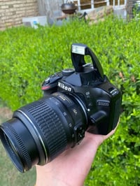 نيكون D3200 • عدسة 18-55VR • نضافه ٩٥/١٠٠