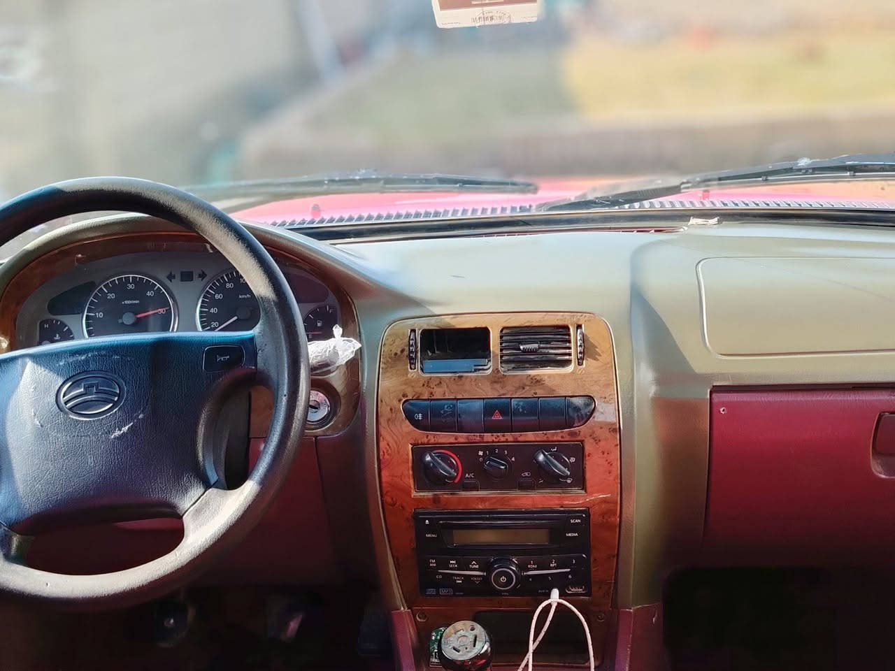 السلام عليك
دير 2011 رقم كركوك وسنويه لل 27 دفتر بانزين طخم تأير جديد محرك بل شرط لاصرف لا بخار 
كلها بل شرط ما بيها قطره صبغ فقط ملاحضات بارد
فقط سياره نضيفه وجاهزه
سعر 68 مجال حك الجيه فقط
 مو شراي لاتتصل رجاءن
عنوان كركوك الحويجه
 ***********
