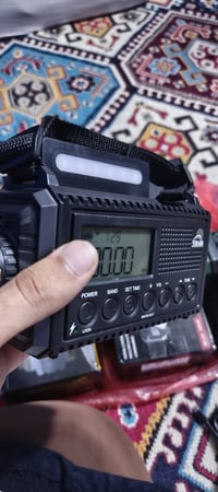 راديو متعدد الموجات • بطارية ١٢٠٠٠mAh • شحن شمسي ودينمو