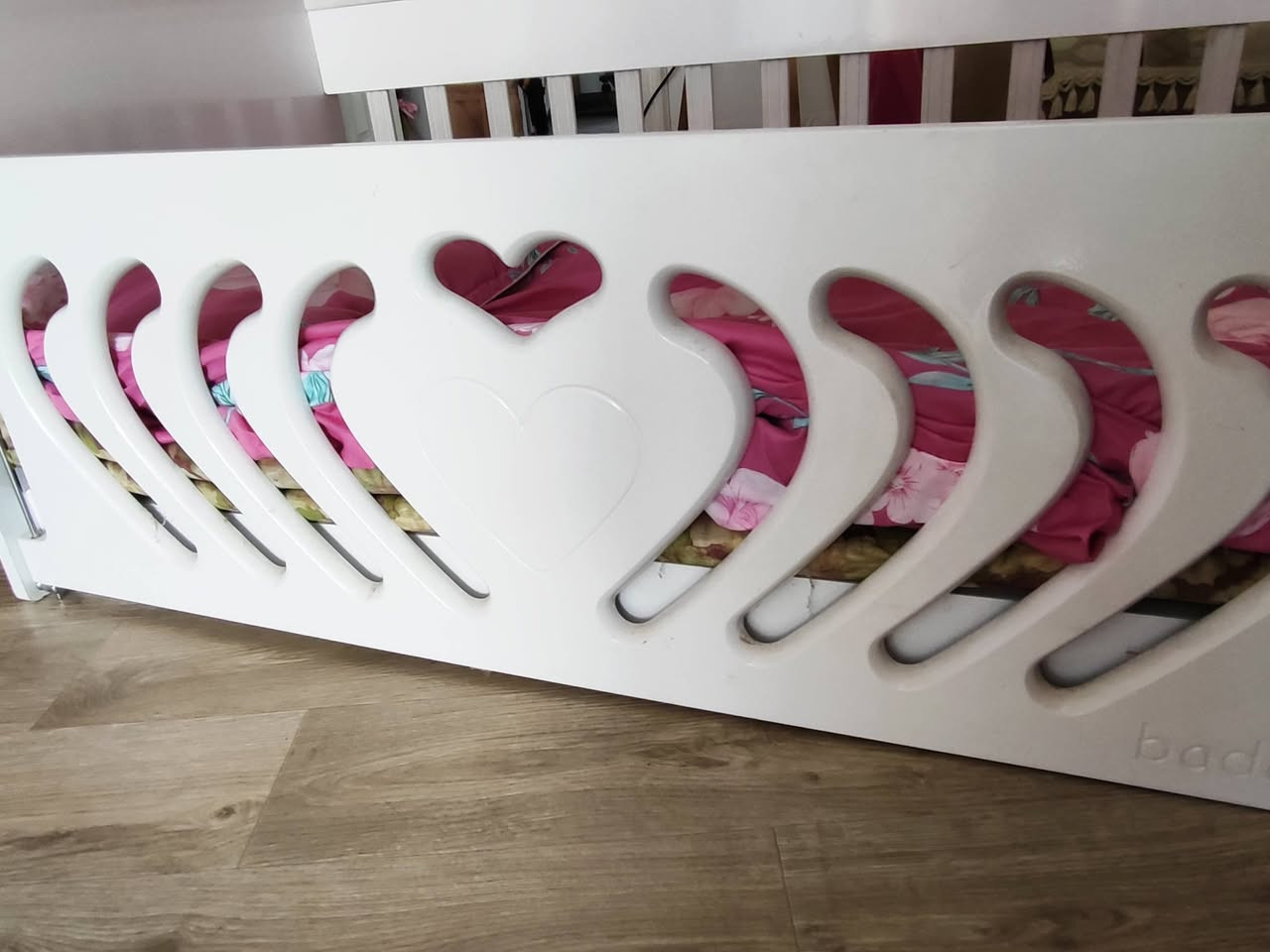 قريوله للبيع نضيفه جدا مع دوشك سفنج
سعر 50

***********
