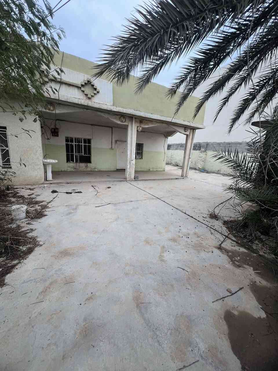 بيت 500متر في منطقة يايجي قرب المدرسة الاسلامية السعر 145
***********
