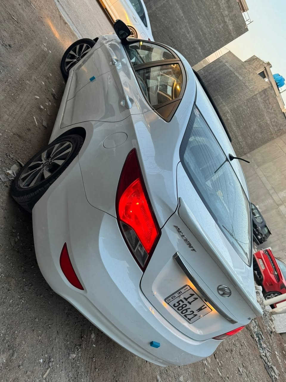 سلام عليكم … رمضان كريم *

اكسنت 2016 بلو خليجية فول مواصفات
مكفولة من التبديل والصبغ والحادث 
مكينة ١٦٠٠ دوش 
كير أوتوماتيك
فتحه سقف 
تحكم ستيرن
ويل فراشة
شاشه بلادية 
٥ تاير 
عده كاملة وطفاية وسبير 
رقم بغداد انكليزي 
جداحة ومدخل شحن 
كشافات اصفر ولايت اصفر بلادي
بصمتان 
تبريد ثلج 
مكينة وكير كفالة عامة 
السيارة على ايد وحدة من الشركة
فقط بارد جاملغ الامامي وباب الامامي ع كد شبر ورصعات لاغير 
تحم تاير جديد 
السيارة ع وضع البلادي والشركة جديدة بلعافية على الياخذها شرط الفحص والسونار 
السعر   116$ وبيها مجال بسيط 
مكان 📍 السيارة بغداد ..
للاتصال …فقط وللبيع فقط
***********￼
— في ‏‏بغداد‏‏.
