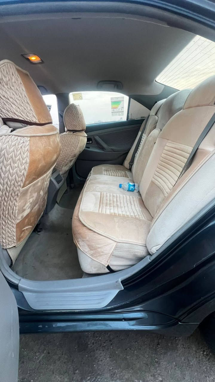 كامري 2010 للبيع كير محرك جديد صدر تايرات كله جديد السياره مابيها نقص برغي سياره بسمي
***********
