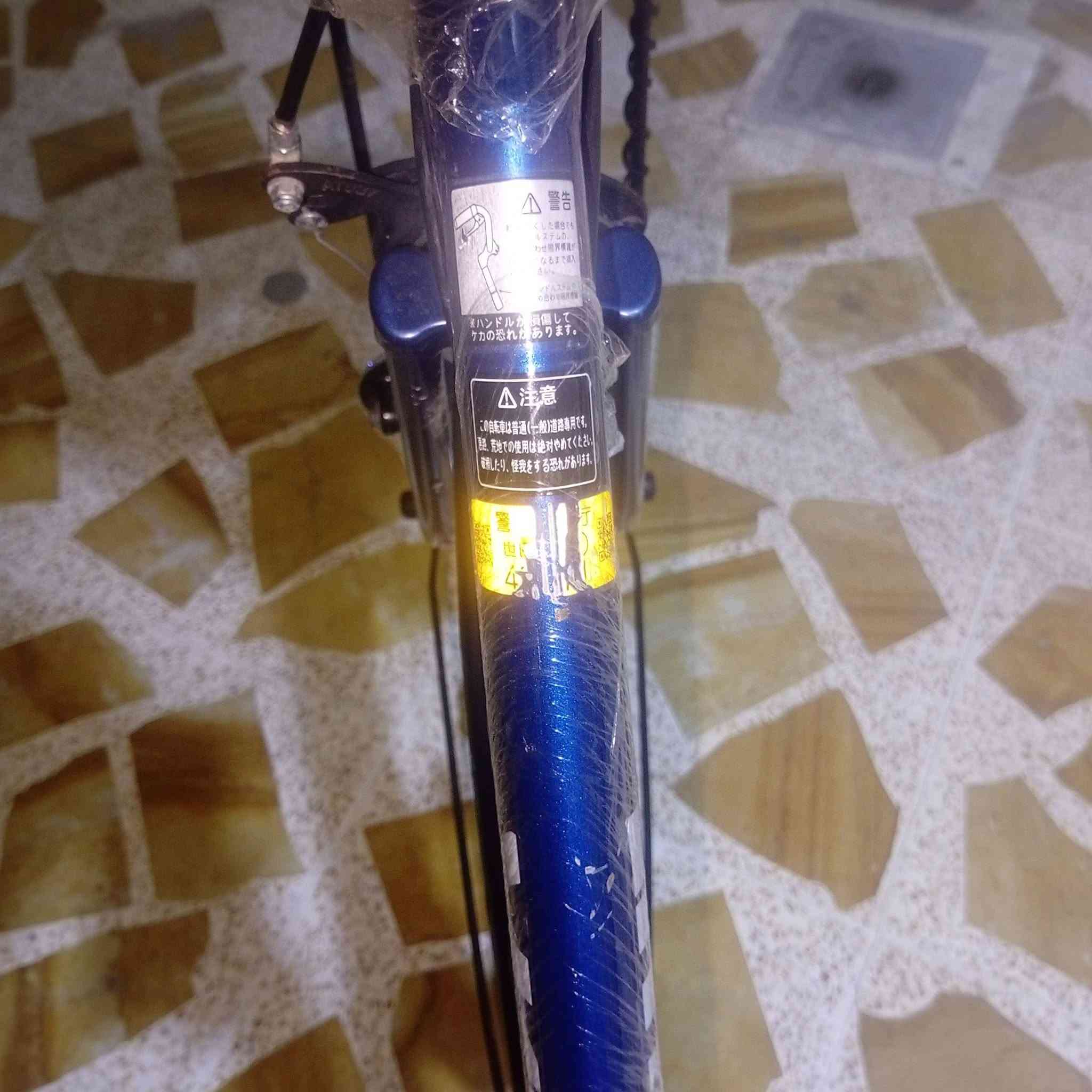 السلام عليكم بايسكل عبد الحليم حجم 27 نظيف ابو الكير ما ابي اي عطل سعر 130 بي مجال 
مكاني موصل حي الوحده ***********
