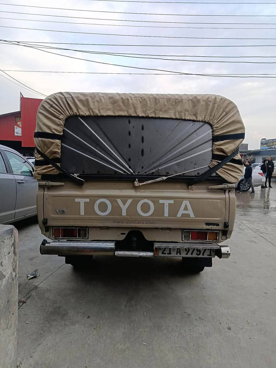 تۆیۆتا مێگزەمین 
مۆدێل 2013 
دوو پارچەی بۆیاخە لەسەر ساخی
لێدراوی نیە 
سەنەوی تازەیە تا 2031 بە ناوی خۆمەوەیە 
گێڕو مەکینەو ئەکسلی بەشەرت 
چەمچەی لۆکە 
چادری لۆکە 
سەیارەکە جایزە 
شوێن سلێمانی 
موشتەریت تەلەفونکە لە خزمەتام 
0772 291 8080 السليمانية, العراق
