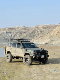 شيروكي • ١٩٩٨ • مكينة ٢٠٠٠ ٦ سلندر