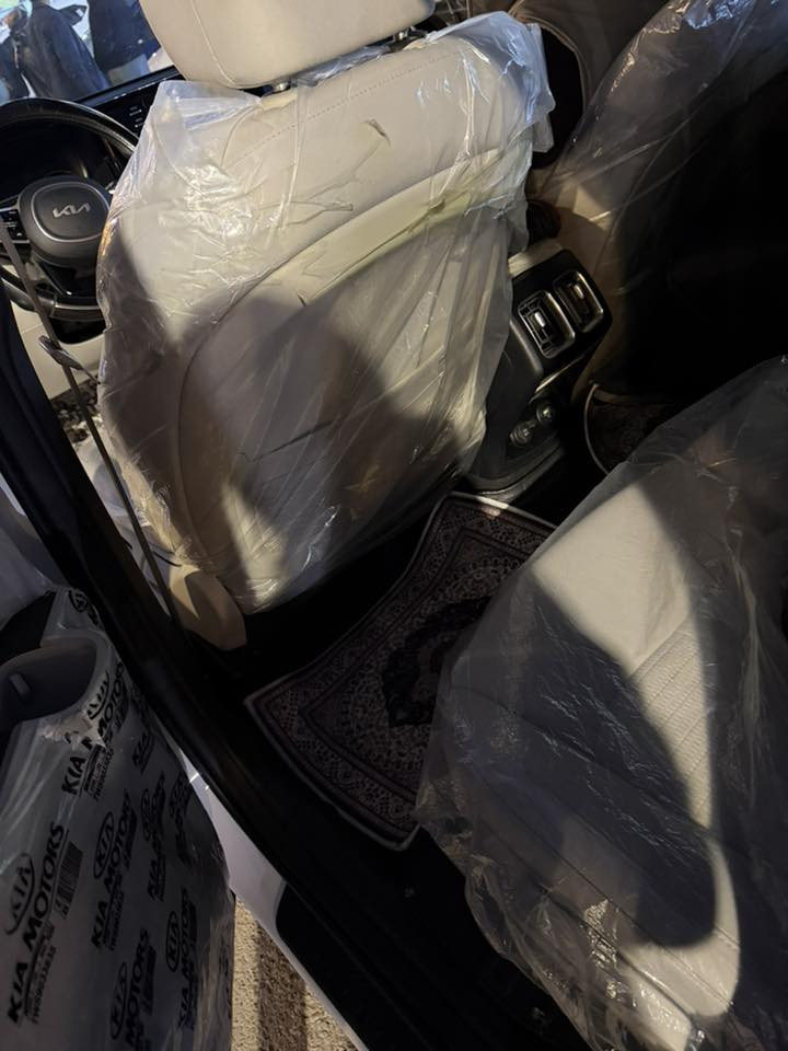 سورنتو موديل 2023خليجي رقم اربيل ماشيه 65.      محرك 4  تفاصيل سيارة بل سونار مكان سياره فلوجه سعر 250بيها مجال بصيط اتصال على رقم فقط ***********
