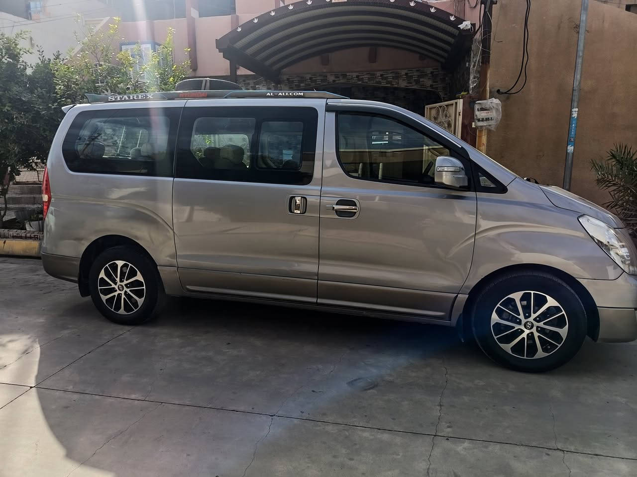 للبيع موديل ٢٠١٧ بانزين
منضومه غاز محرك كير كفاله عامله
استفسار ***********
