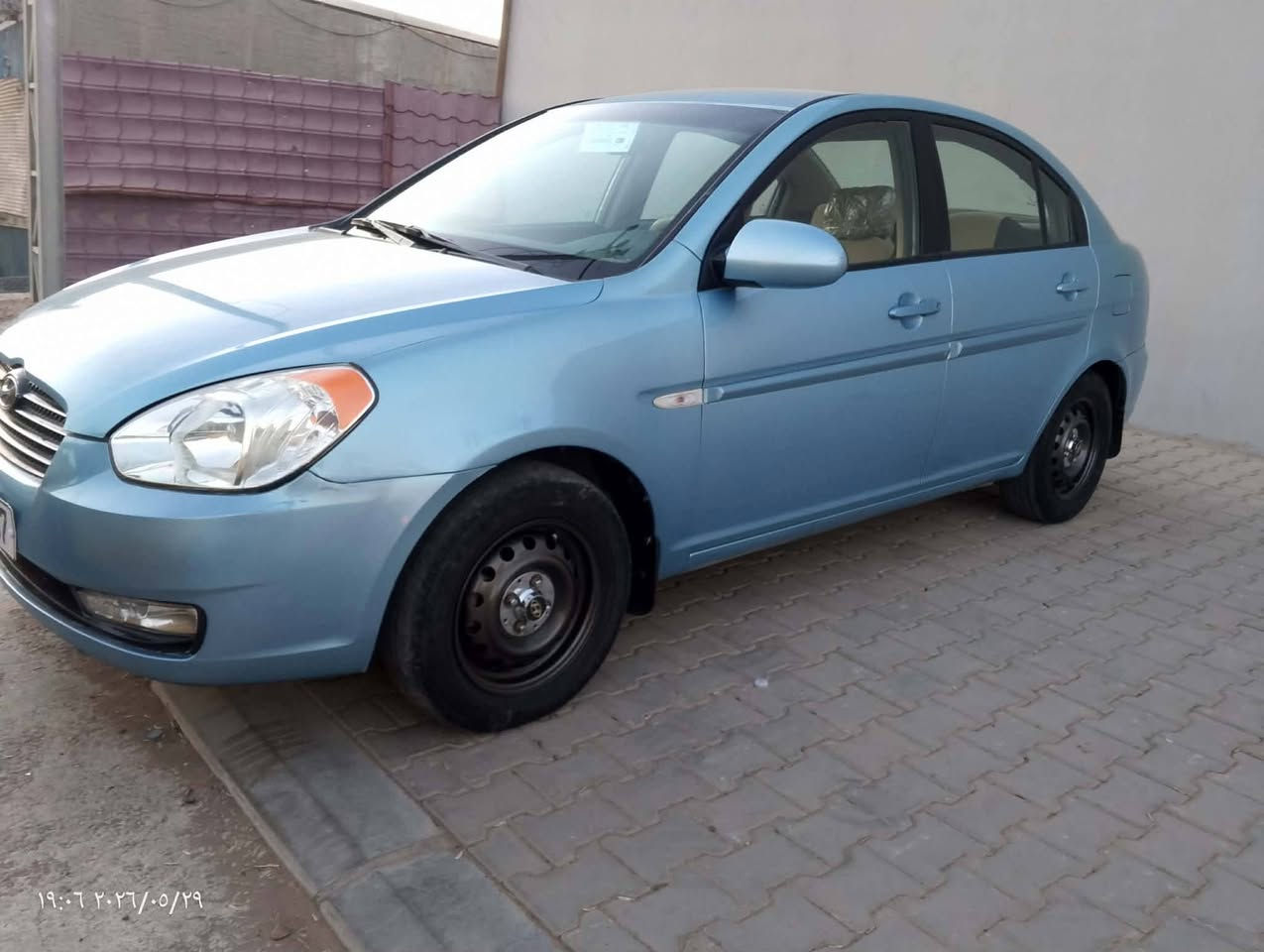 اكسنت موديل 2009 خليجي محرك 1600 محرك كير تبريد جاهزات السيارة مابيها اي نقص رقم انكليزي بسمي السياره بيها جراد ومصبوغة عام وبيها طخة بجاملغ الخلفي ومصلحه كامله مكاني بغداد الدورة السعر 76 رقم التلفون اتصال فقط ***********
