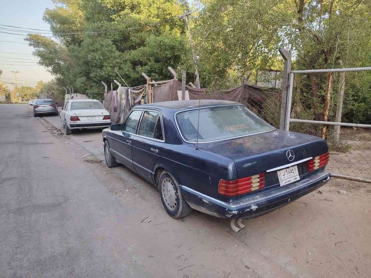 مارسيدس موديل 89 رقم بغداد مكان السياره بالنجف سياره شغاله للتفاصيل ***********
