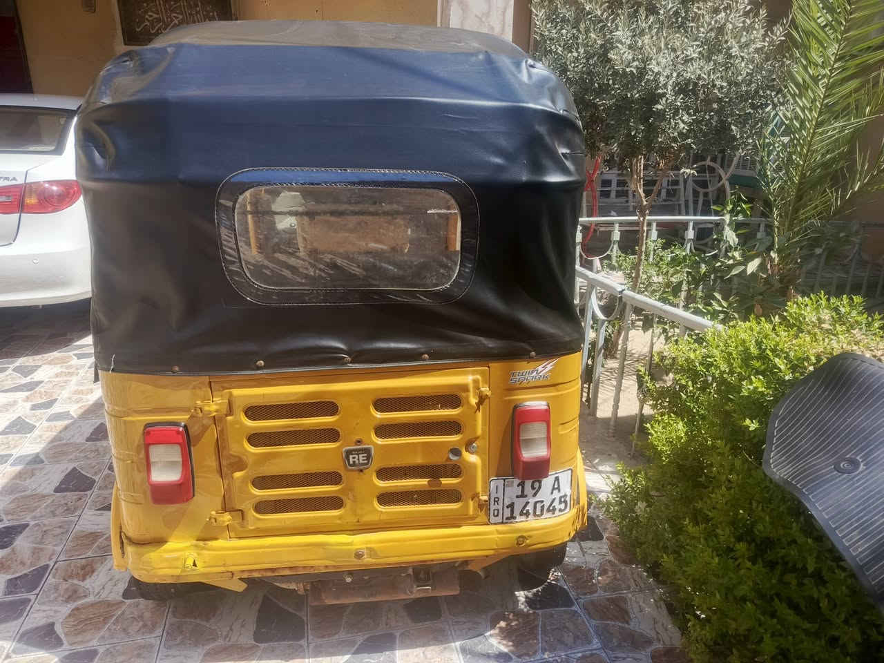 سلام عليكم تكتك لبيع مديل 20رقم نكليزي جديد بسمي هزه جديده الدوس بيهن صبغ لغود بيهن صبغ المكينه مجفته السعر 6ونص المكان كربلاء حي العسكري ‏‪***********‬‏//الستفسار عل رقم

