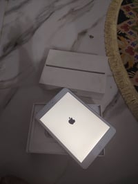 ايباد ميني ٢ • يشتغل ويطفى • ماكو كسر
