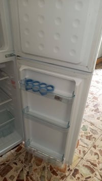 ثلاجه • جديدة/مستعملة • سعر مناسب